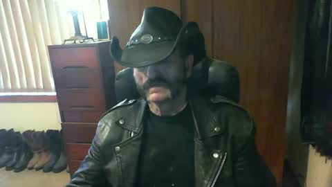 leathergreaser online show from September 14, 12:12 am