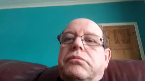 leatherpants68 online show from April 10, 2:46 pm