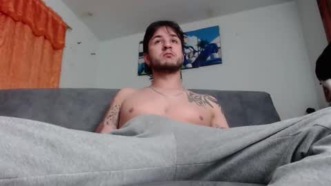 Snapshot of lebron_big_ chatting on October 29, 2:36 am Lebron online show from October 29, 2:36 am