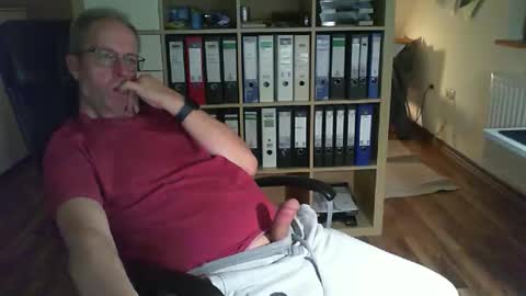 Dave online show from November 16, 1:30 am