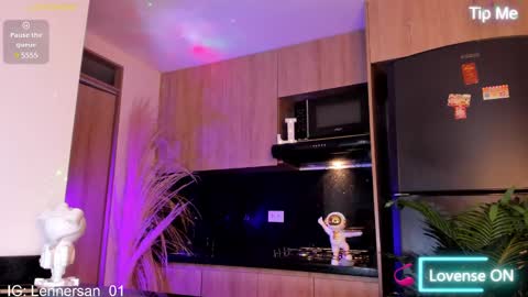 Lenner INDEPENDENT MODEL online show from March 12, 5:13 am