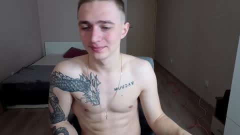 LEO online show from March 25, 1:37 pm