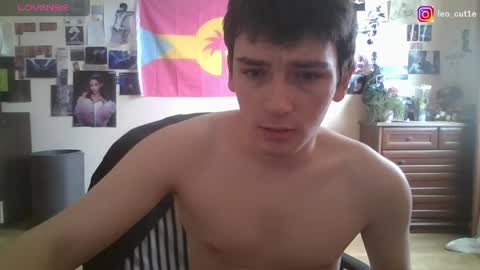 leo_cutie online show from March 21, 9:47 am