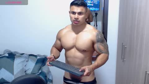 Leo online show from November 25, 12:34 am