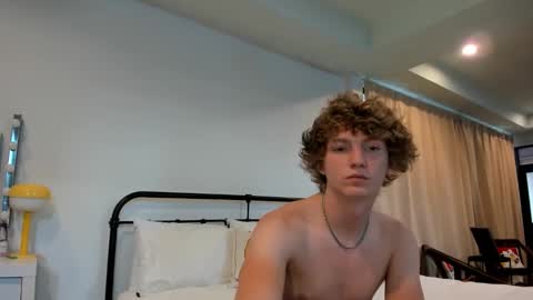 leo wildd online show from October 19, 8:50 am