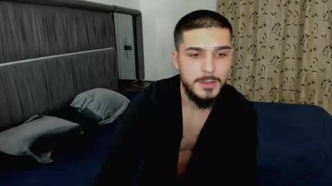 Leo online show from November 20, 2:27 pm