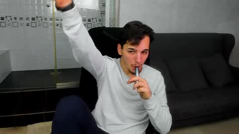 LeoIsaiah online show from December 11, 6:06 am