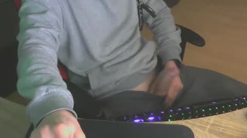 Lele 97 online show from December 16, 3:54 pm