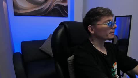 Leo  online show from March 3, 4:09 am