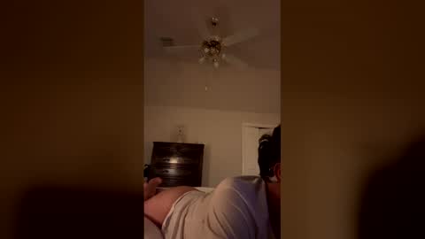 levasisa472230 online show from April 5, 4:42 am