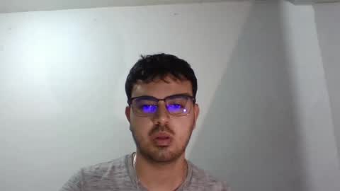 liam_duque2403 online show from November 11, 2:49 am