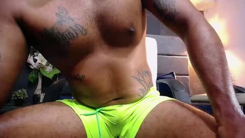 Liam online show from October 27, 8:11 pm