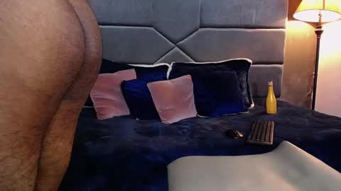 Liam online show from October 23, 11:08 pm