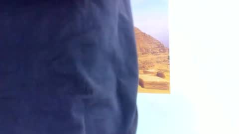 liam online show from September 18, 12:40 pm