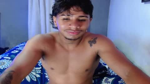 liam_pol_ online show from October 3, 5:23 am