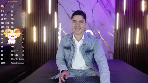 Liam online show from November 22, 12:27 pm