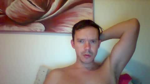 Snapshot of liamrosezn chatting on January 6, 8:39 pm LiamRose online show from January 6, 8:39 pm