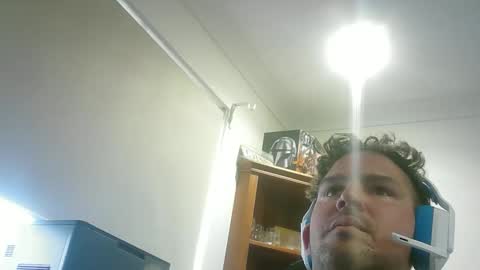 lickitwell29 online show from October 30, 11:06 pm