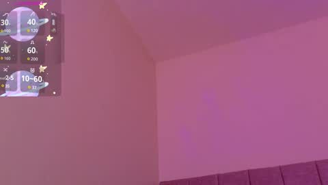 Liiam Luna online show from December 14, 9:05 am