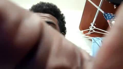 lildbigd33 online show from December 17, 1:57 am