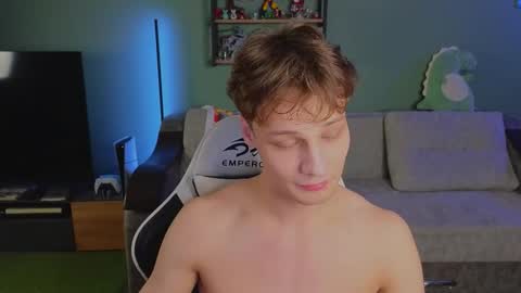 lilteddyboy online show from November 8, 7:17 pm