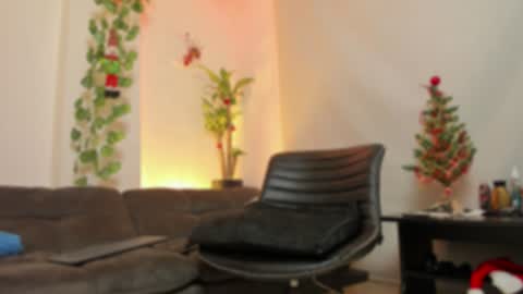 Snapshot of lincom_amith chatting on December 27, 4:26 am lincom amith online show from December 27, 4:26 am