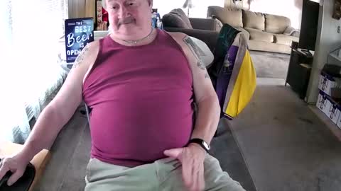 Littled83057 online show from October 31, 6:00 pm