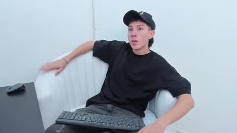 DANNY online show from November 12, 4:13 pm