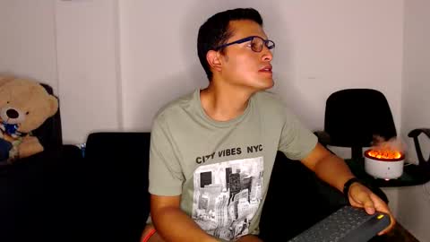 Manu online show from October 25, 4:03 am