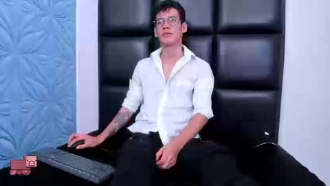 Snapshot of littlemax23 chatting on September 23, 2:16 pm MAX online show from September 23, 2:16 pm