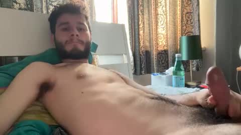 Snapshot of livefantesy4 chatting on September 28, 4:27 pm livefantesy4 online show from September 28, 4:27 pm