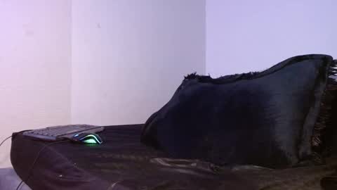 Snapshot of lliamm_2 chatting on September 28, 6:44 am lliamm 2 online show from September 28, 6:44 am
