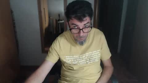 Snapshot of lobosolitario73 chatting on September 22, 11:48 pm lobosolitario73 online show from September 22, 11:48 pm