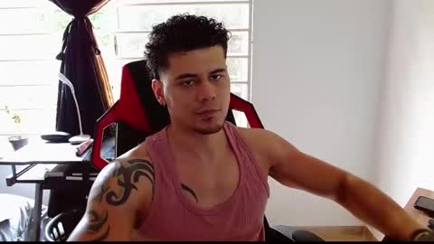 Loganandrwz online show from February 9, 8:13 pm