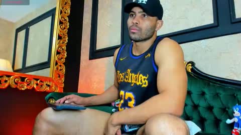 U can call me Logan online show from February 17, 12:48 pm