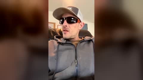 Loggerd online show from February 4, 7:09 pm