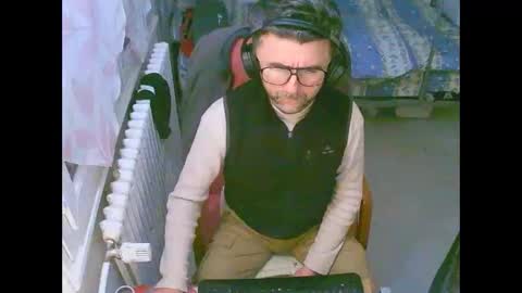 lokoum39 online show from March 11, 6:48 pm