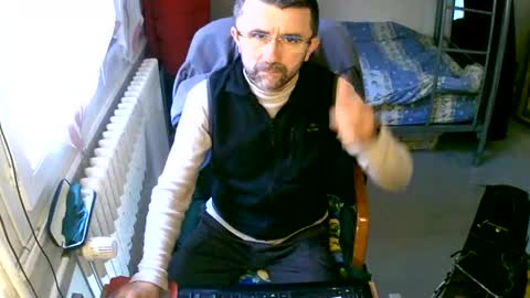 lokoum39 online show from December 11, 11:21 am