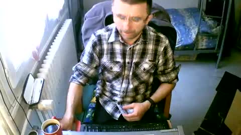 lokoum39 online show from December 2, 11:10 am