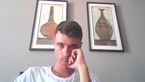 london_tomy online show from February 18, 7:44 pm