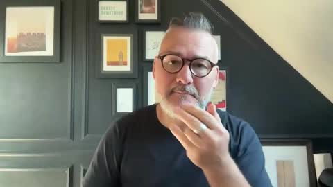 EnglishBear online show from October 6, 10:42 am