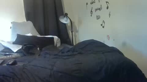 lonelydick2222 online show from October 26, 1:13 pm