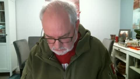 loop102 online show from October 27, 12:35 am