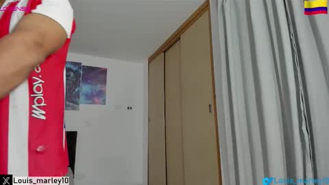 louis_marley_ online show from March 1, 1:38 am