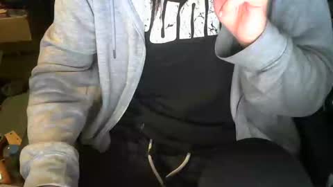 lovebird71 online show from February 15, 2:29 am