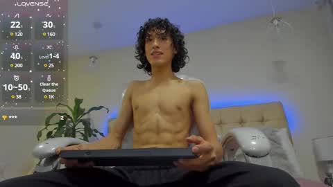 loverboy8_ online show from January 28, 5:32 am