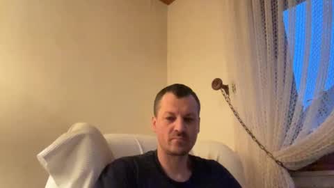 Snapshot of loverzb chatting on December 23, 7:28 am loverzb online show from December 23, 7:28 am