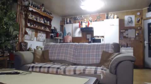 aaron online show from February 8, 8:24 pm