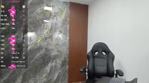 lUAN online show from March 11, 11:01 am