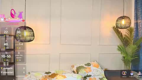 lUAN online show from September 9, 7:46 pm